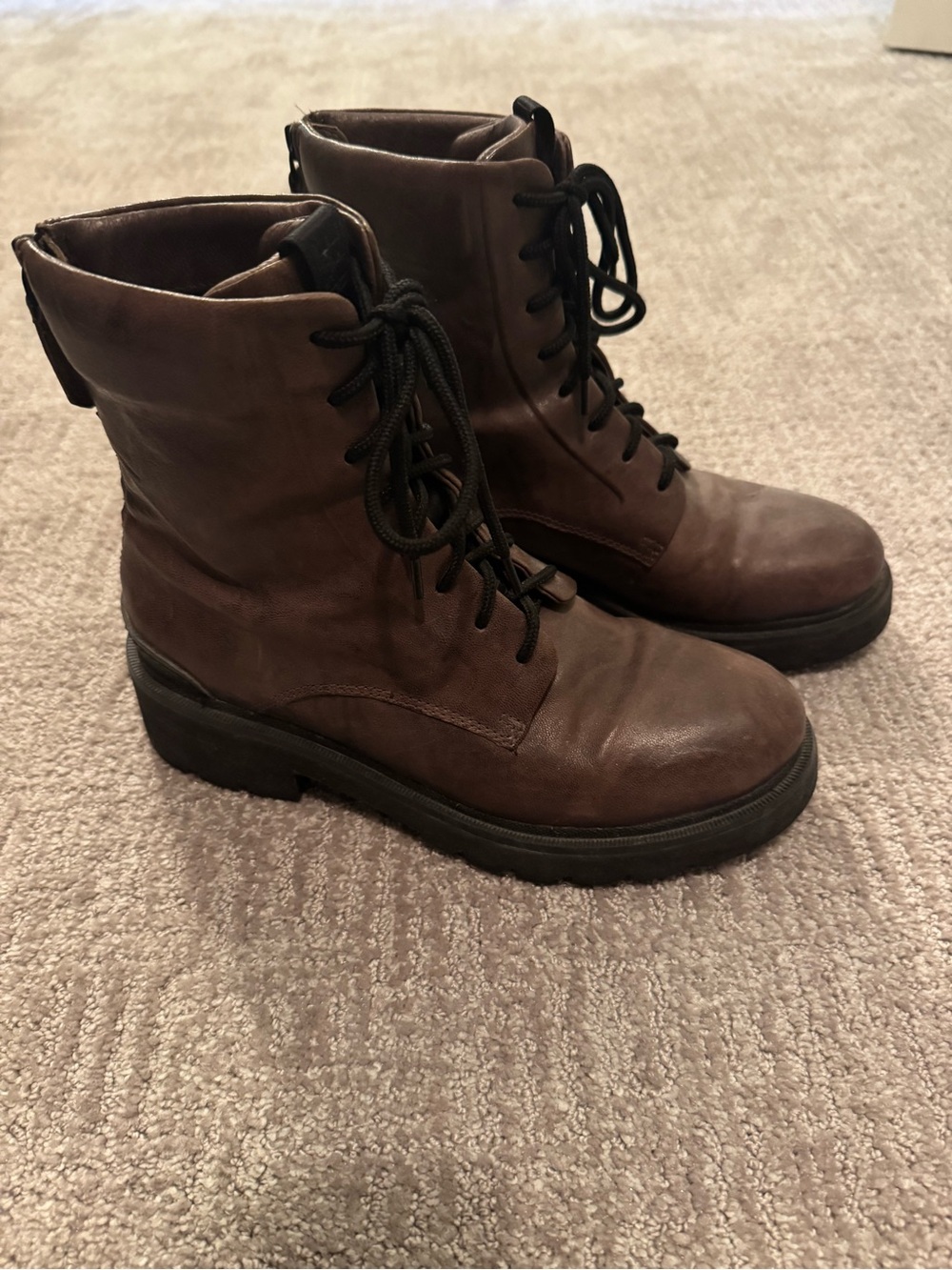 FRYE AND CO. Classic combat Brown Leather Lace-Up Ankle Boots
